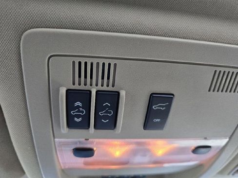 Used 2013 Cadillac Escalade ESV Luxury image 39