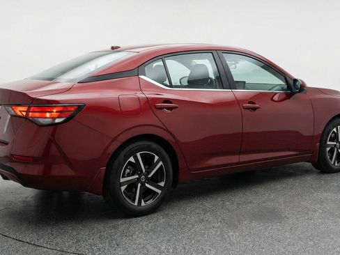 Used 2025 Nissan Sentra SV FWD image 9