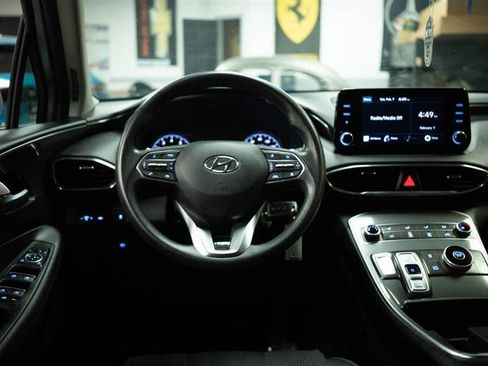 Used 2021 Hyundai Santa Fe SE image 17