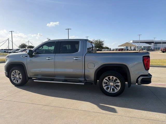 Used 2025 GMC Sierra 1500 Denali AWD/4WD image 6