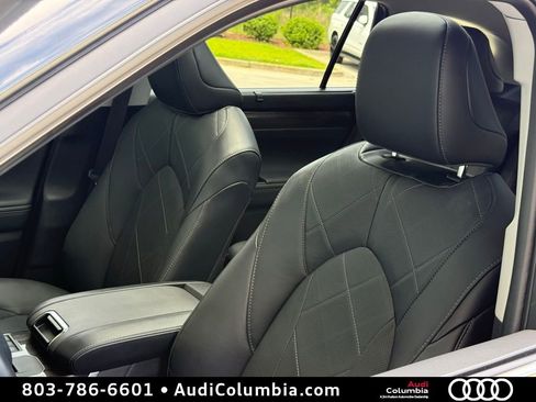 Used 2023 Toyota Highlander Platinum FWD image 19