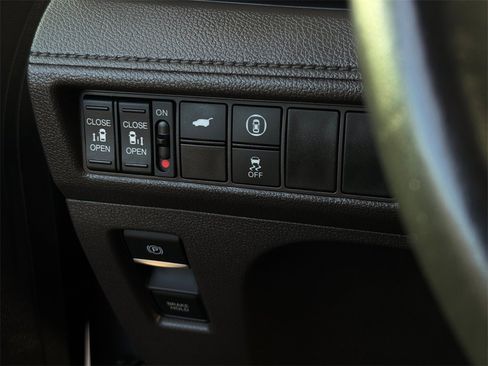 Used 2022 Honda Odyssey EX-L image 31