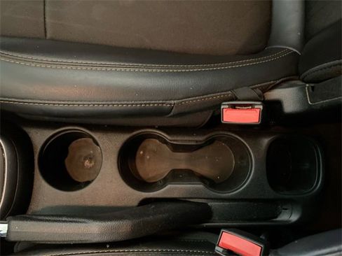 Used 2019 Chevrolet Trax LT w/ LT Convenience Package image 42