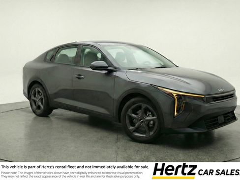 Used 2025 Kia K4 FWD image 1
