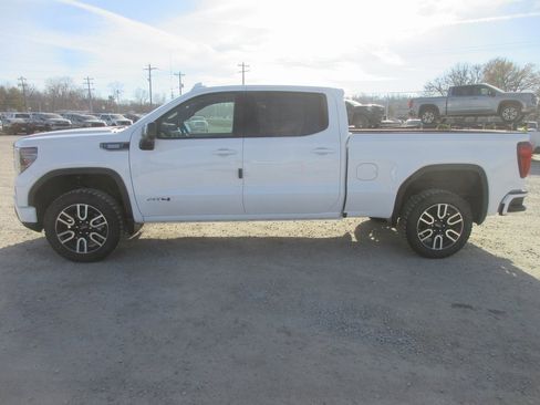 New 2026 GMC Sierra 1500 AT4 image 9