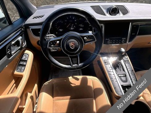 Used 2017 Porsche Macan AWD/4WD image 5
