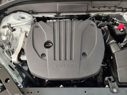 New 2026 Volvo XC60 B5 Plus w/ Protection Package Premier image 33