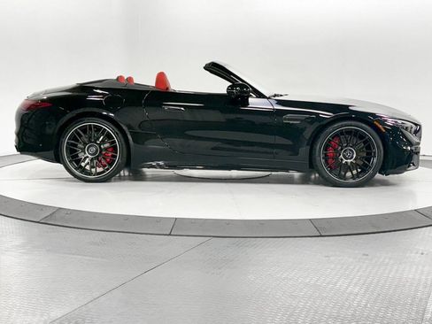 Used 2024 Mercedes-Benz SL 55 AMG 4MATIC image 41