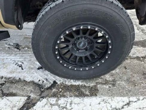 Used 2018 Toyota Tacoma TRD Off-Road image 13