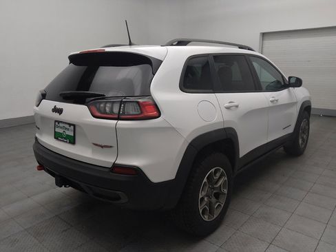 Used 2020 Jeep Cherokee Trailhawk image 9