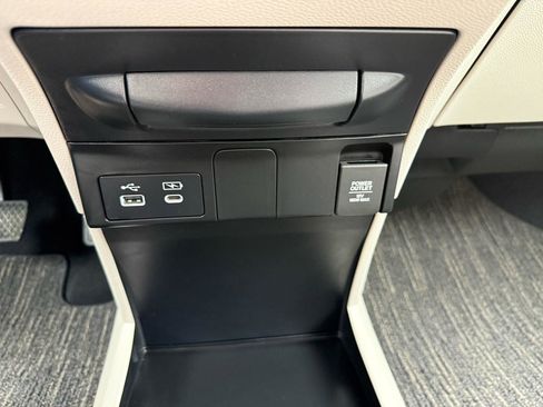 Used 2025 Honda Odyssey EX-L image 41