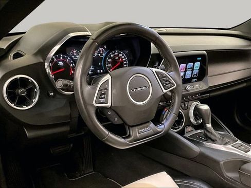 Used 2017 Chevrolet Camaro SS RWD image 12