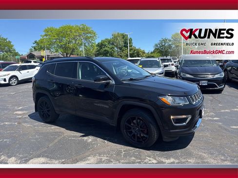 Used 2018 Jeep Compass Limited w/ Navigation Group AWD/4WD image 4
