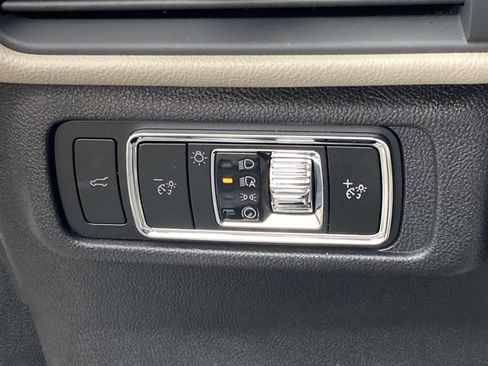 New 2025 Lincoln Corsair FWD w/ Equipment Group 101A image 29