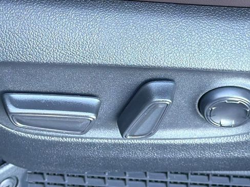 Certified 2024 Toyota Sienna Platinum image 30