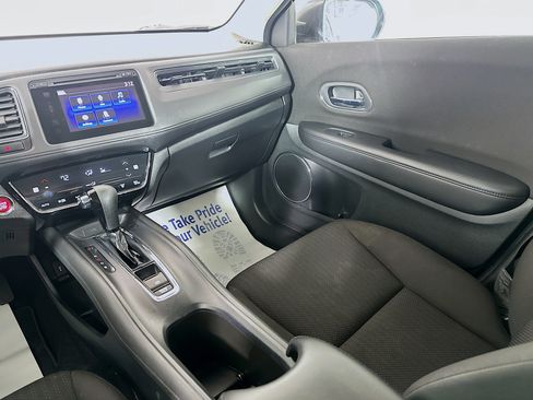 Used 2016 Honda HR-V EX image 22