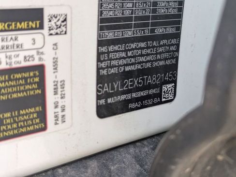 Used 2026 Land Rover Range Rover Velar Dynamic SE image 22