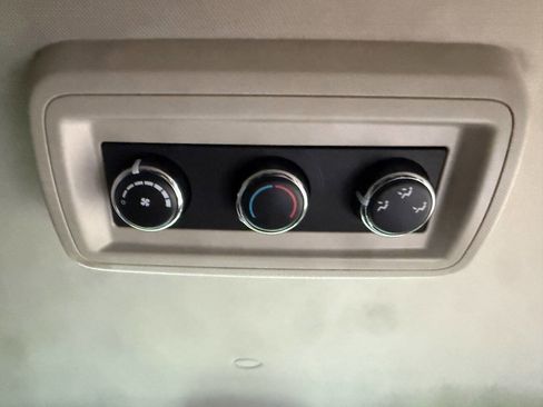 Used 2015 Dodge Grand Caravan SXT w/ Security Group image 36