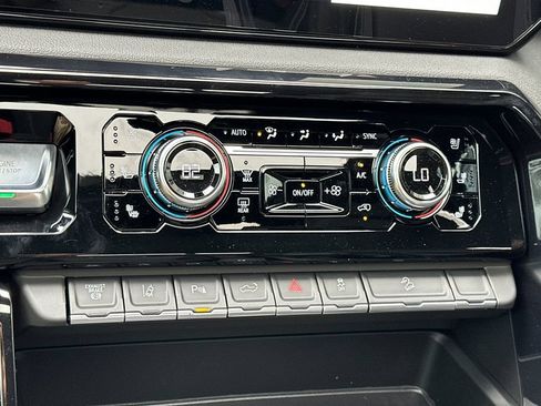 New 2026 GMC Sierra 2500 AT4 w/ AT4 Premium Plus Package AWD/4WD image 19
