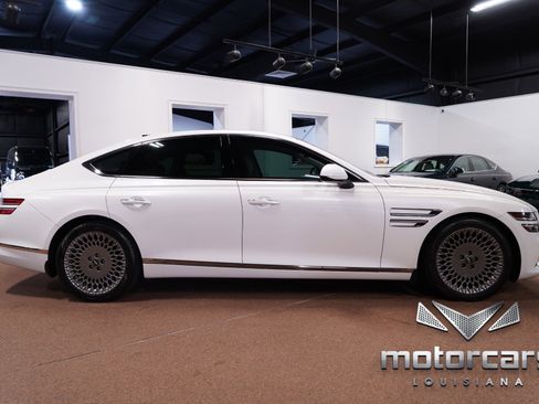 Used 2022 Genesis G80 2.5T w/ Advanced Package image 8