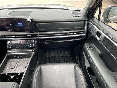 New 2025 Hyundai Santa Fe Limited image 16