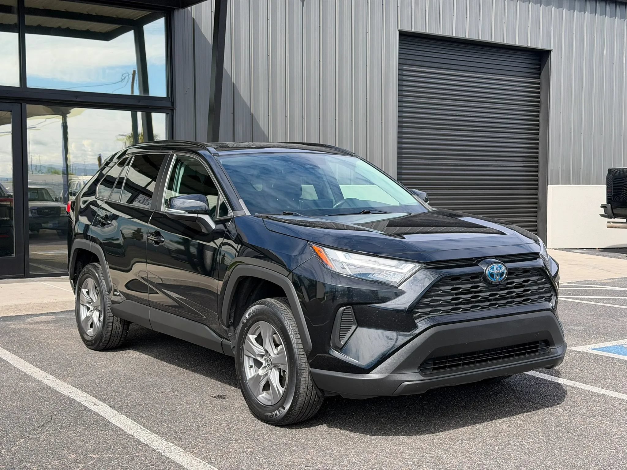 Used 2024 Toyota RAV4 XLE w/ Weather Package AWD/4WD image 15