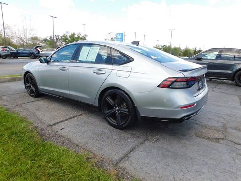 Used 2023 Honda Accord Sport image 5