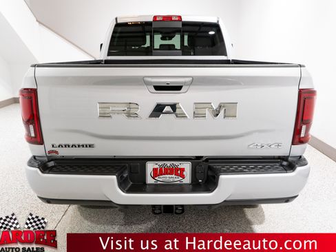 Used 2026 RAM 2500 Laramie AWD/4WD image 4