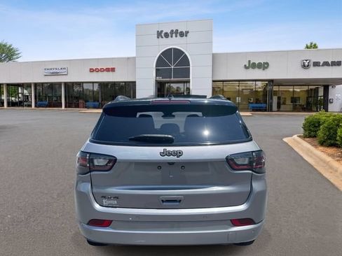Certified 2023 Jeep Compass High Altitude AWD/4WD image 5