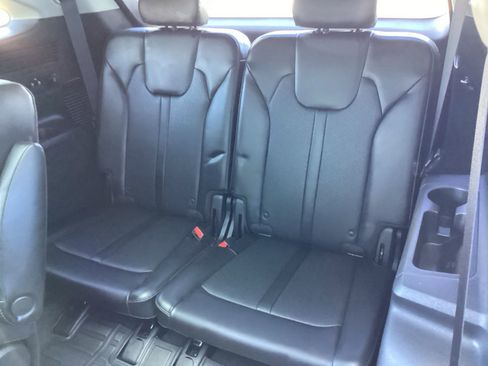 Used 2022 Kia Sorento EX w/ Panoramic Sunroof Package image 15