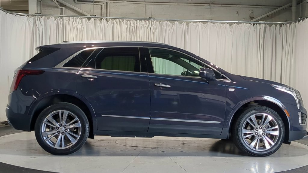 Used 2024 Cadillac XT5 Premium Luxury AWD/4WD image 11