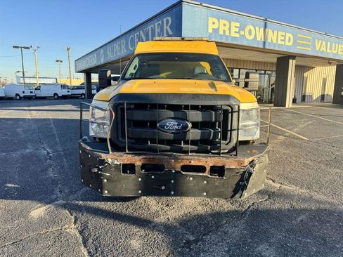 Used 2013 Ford F350 XL w/ Snow Plow Prep Pkg AWD/4WD image 2