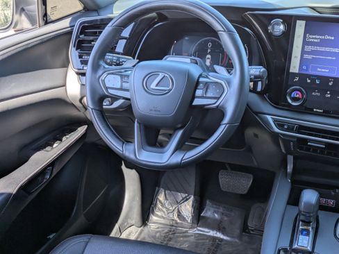 Used 2023 Lexus RX 350 Premium Plus w/ Cold Area Package FWD image 16