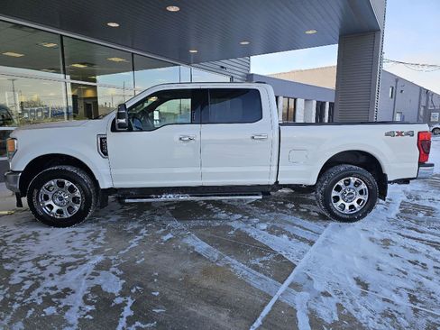 Used 2022 Ford F250 Lariat w/ Lariat Ultimate Package image 2