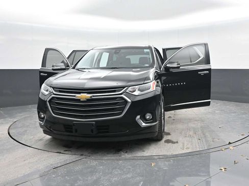 Used 2018 Chevrolet Traverse Premier image 42