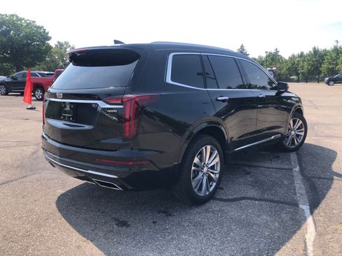 Certified 2024 Cadillac XT6 Premium Luxury w/ Technology Package AWD/4WD image 3