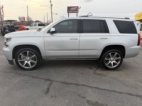 Used 2018 Chevrolet Tahoe Premier RWD image 2