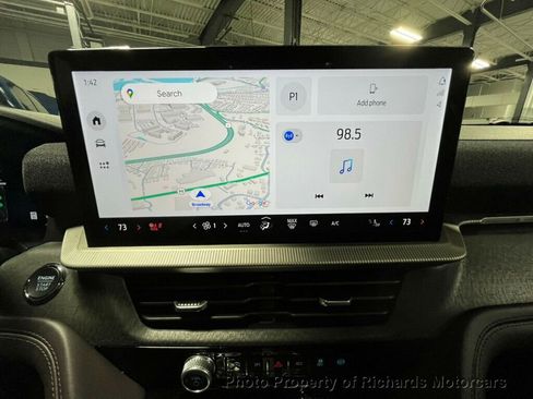 Used 2025 Ford Explorer Platinum w/ Ultimate Package image 32