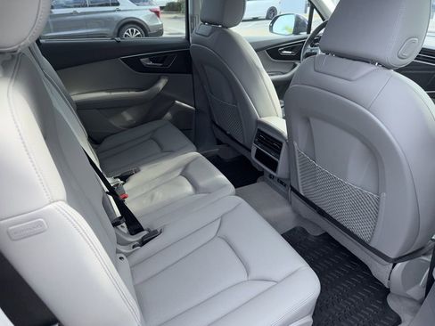 Certified 2023 Audi Q7 2.0T Premium Plus image 7