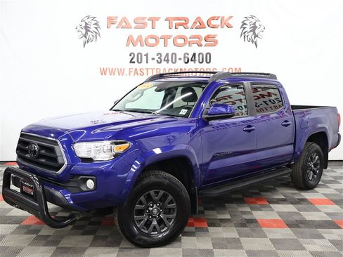Used 2022 Toyota Tacoma SR5 image 1