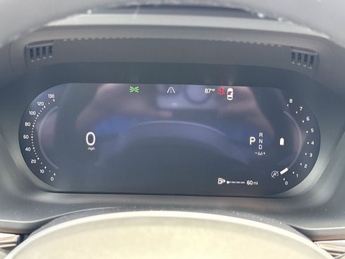 New 2026 Volvo XC60 B5 Plus w/ Protection Package Premier AWD/4WD image 21