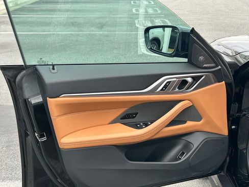 Used 2023 BMW i4 eDrive40 w/ Premium Package RWD image 11