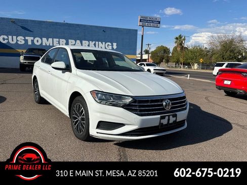 Used 2021 Volkswagen Jetta S image 1