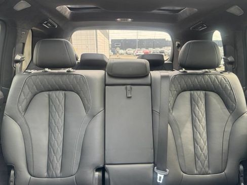 Certified 2025 BMW ALPINA XB7 AWD/4WD image 27