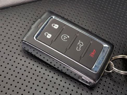 Used 2024 Jeep Grand Cherokee Limited w/ Luxury Tech Group II AWD/4WD image 35