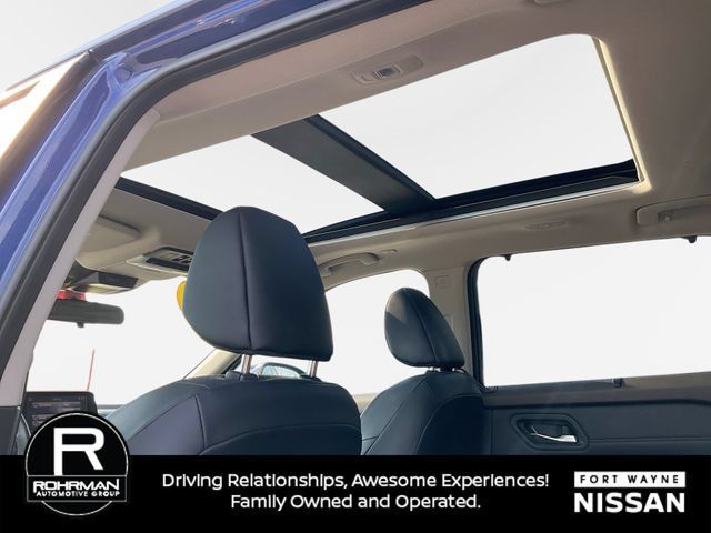 Used 2023 Nissan Rogue SV w/ SV Premium B Package AWD/4WD image 28