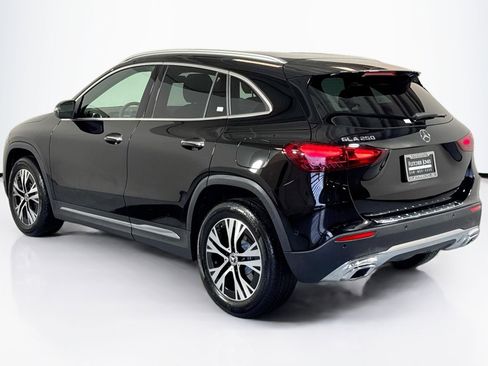 Certified 2025 Mercedes-Benz GLA 250 image 7