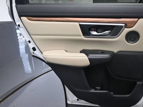 Used 2021 Honda CR-V Touring image 22