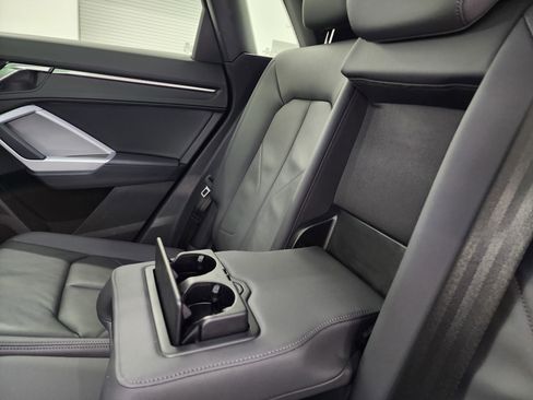 Used 2023 Audi Q3 2.0T Premium image 36