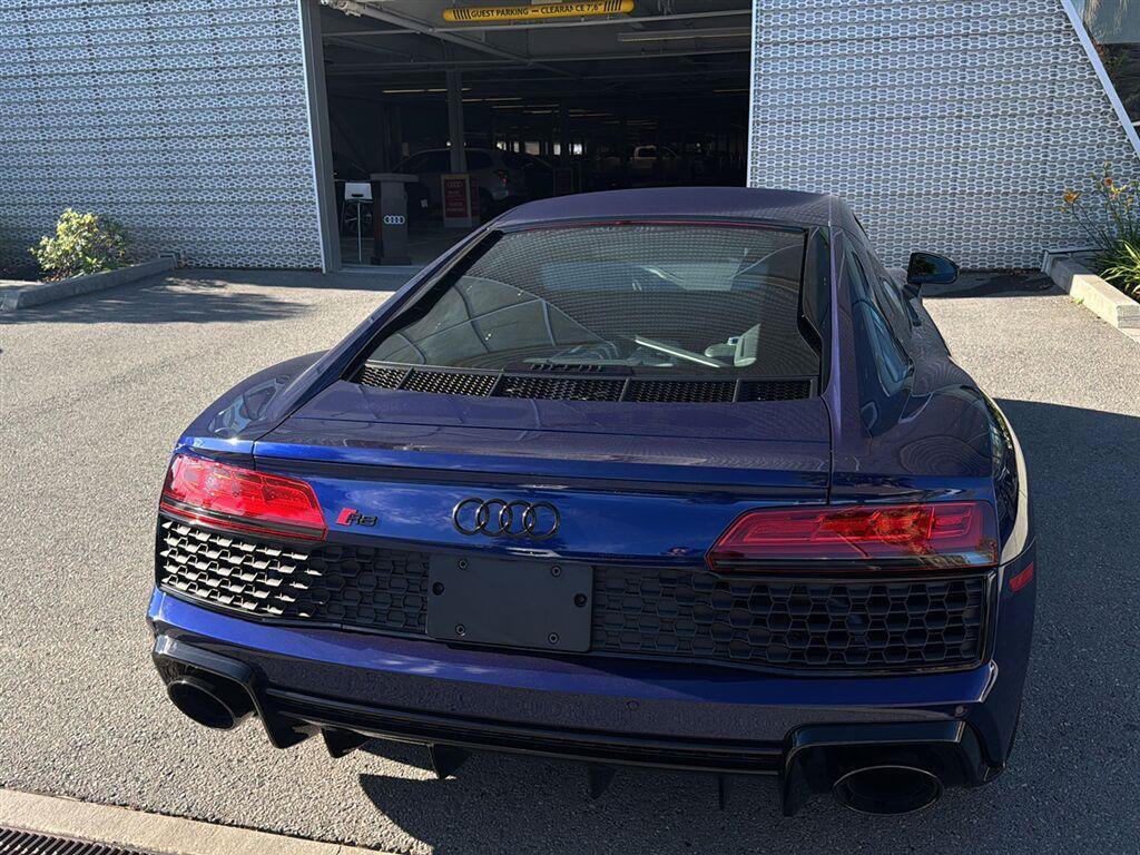 Used 2022 Audi R8 V10 performance w/ Sport Exhaust Package RWD image 7